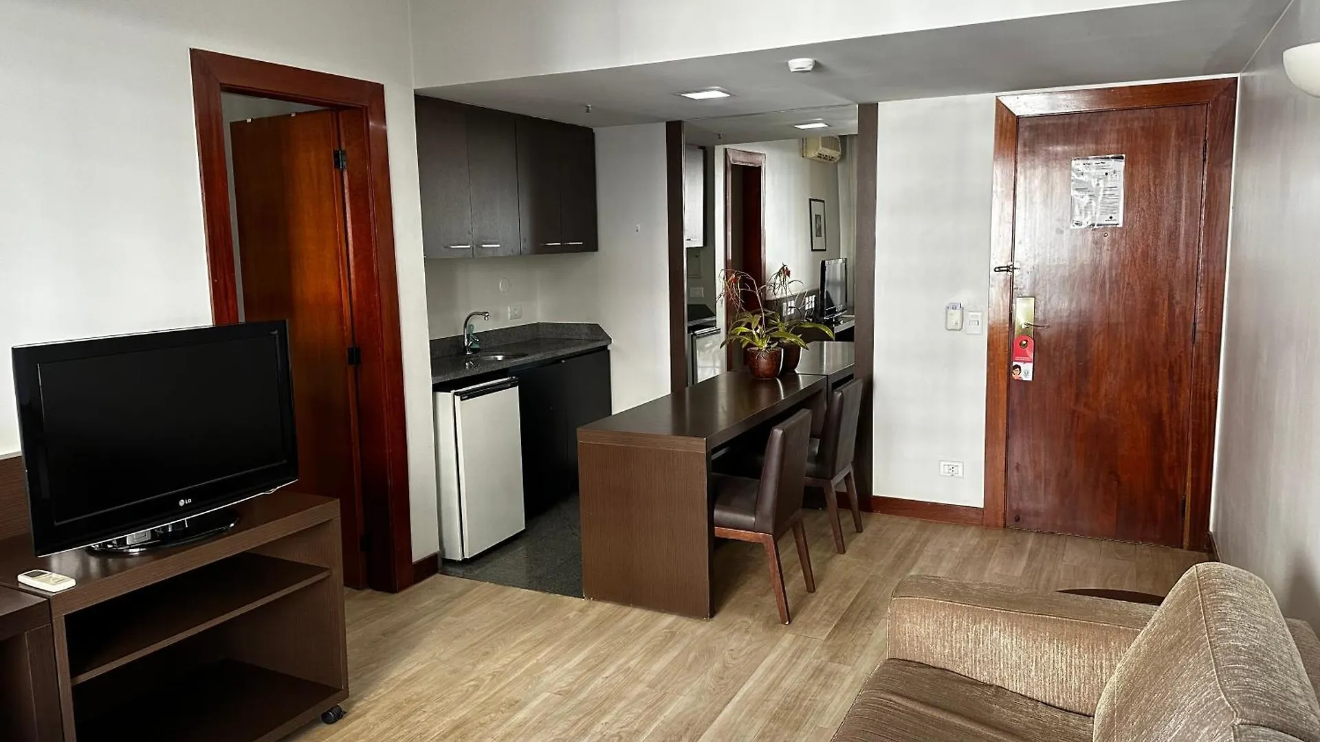 Flat Fantastico No Hotel Bonaparte C Brasilia 0*,  Brazil